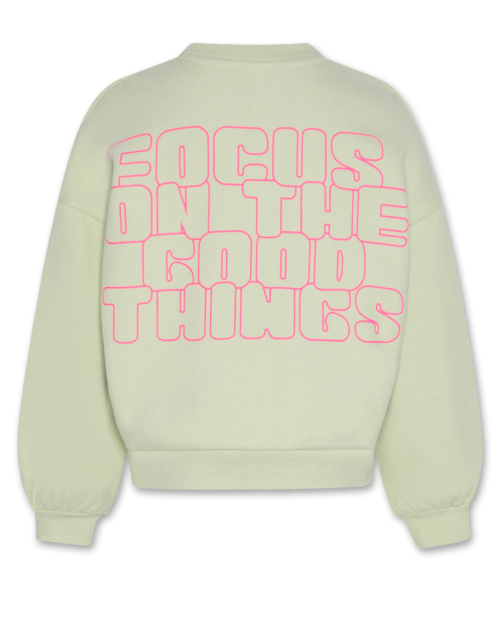 violetta sweater focus