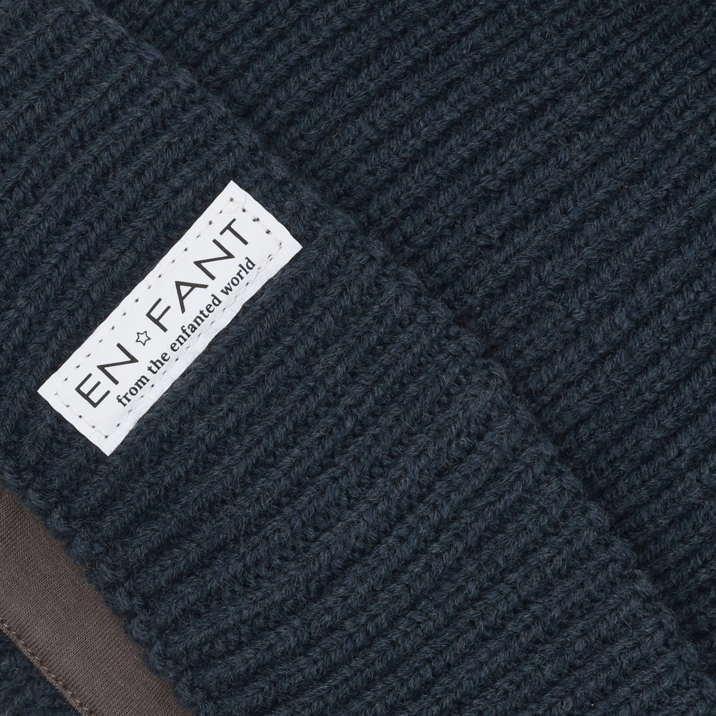 PRE-ORDER Beanie w. Lining