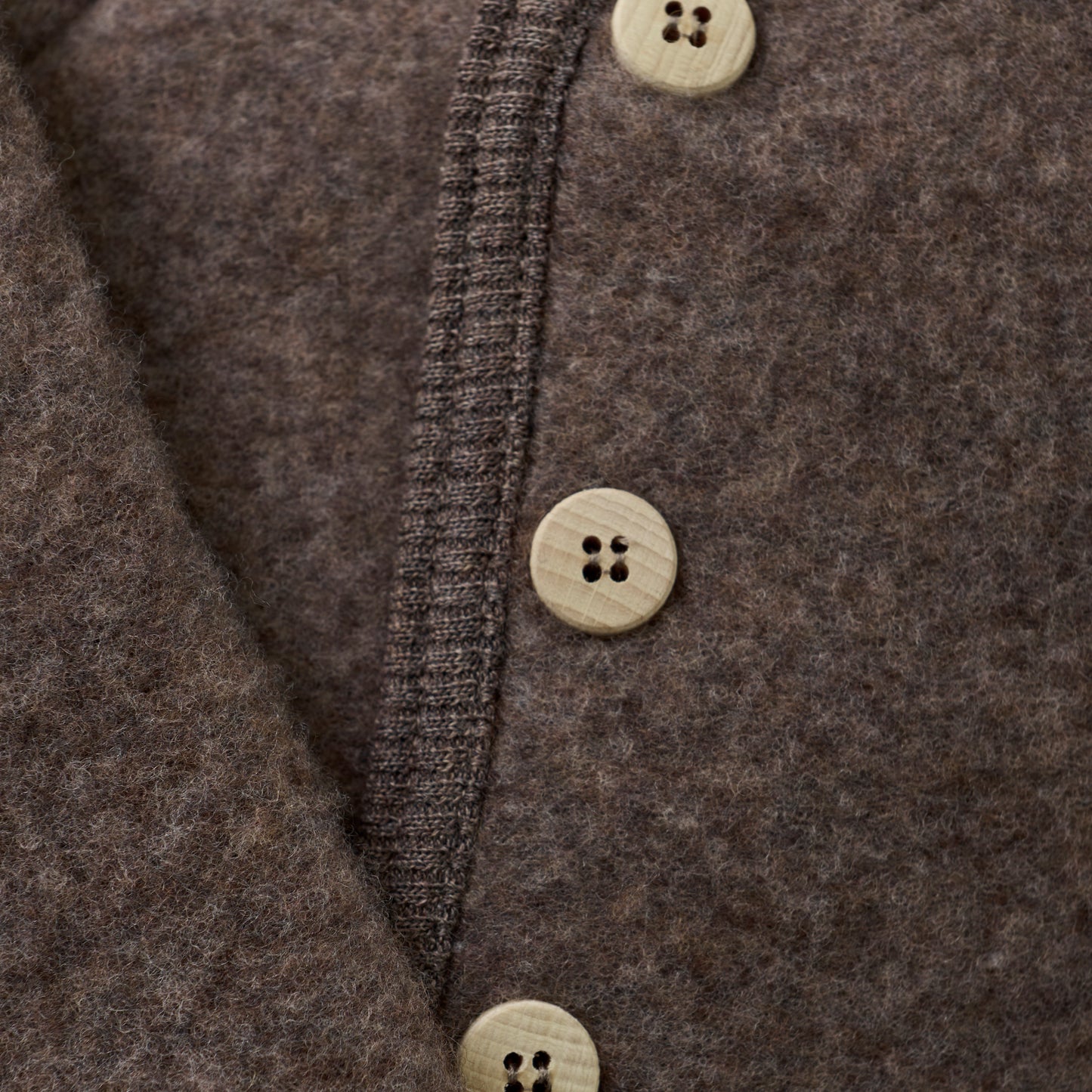 Jasje wol fleece met knoopjes