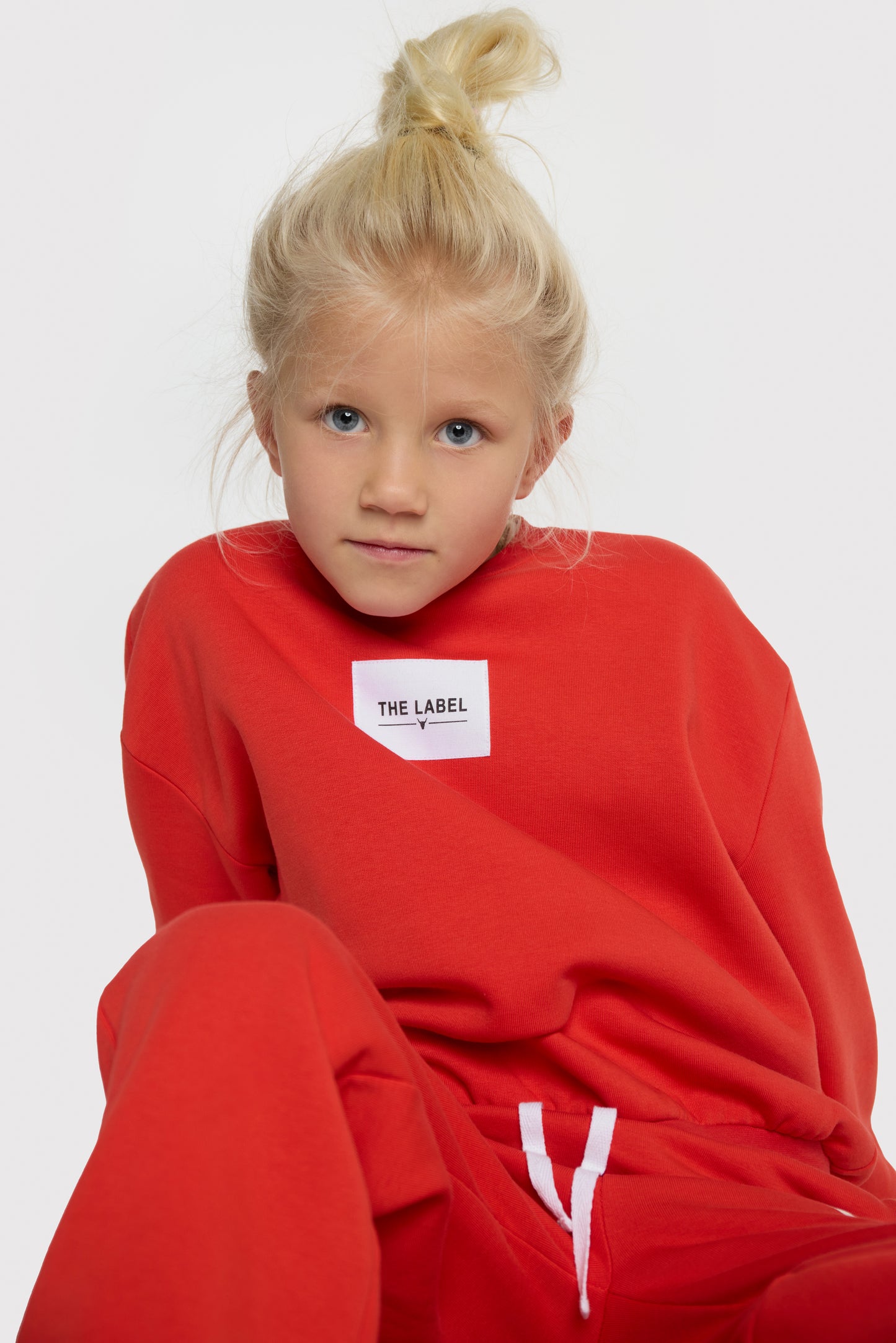 LABEL SWEATER