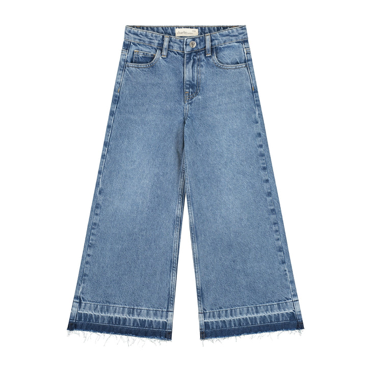 Isae Flaired Jeans