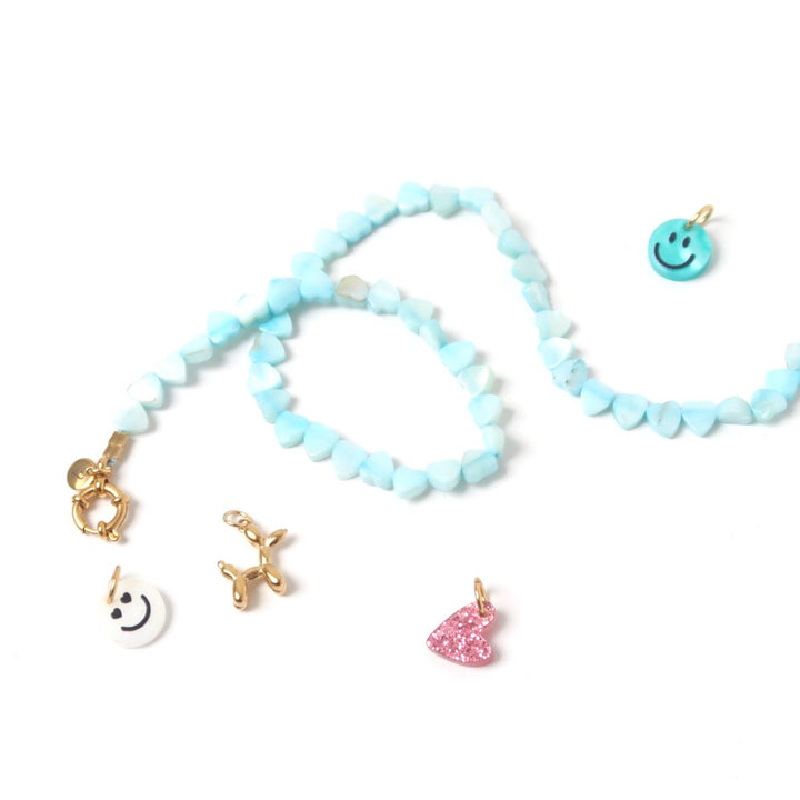 Necklace - Seashelly hearts baby blue