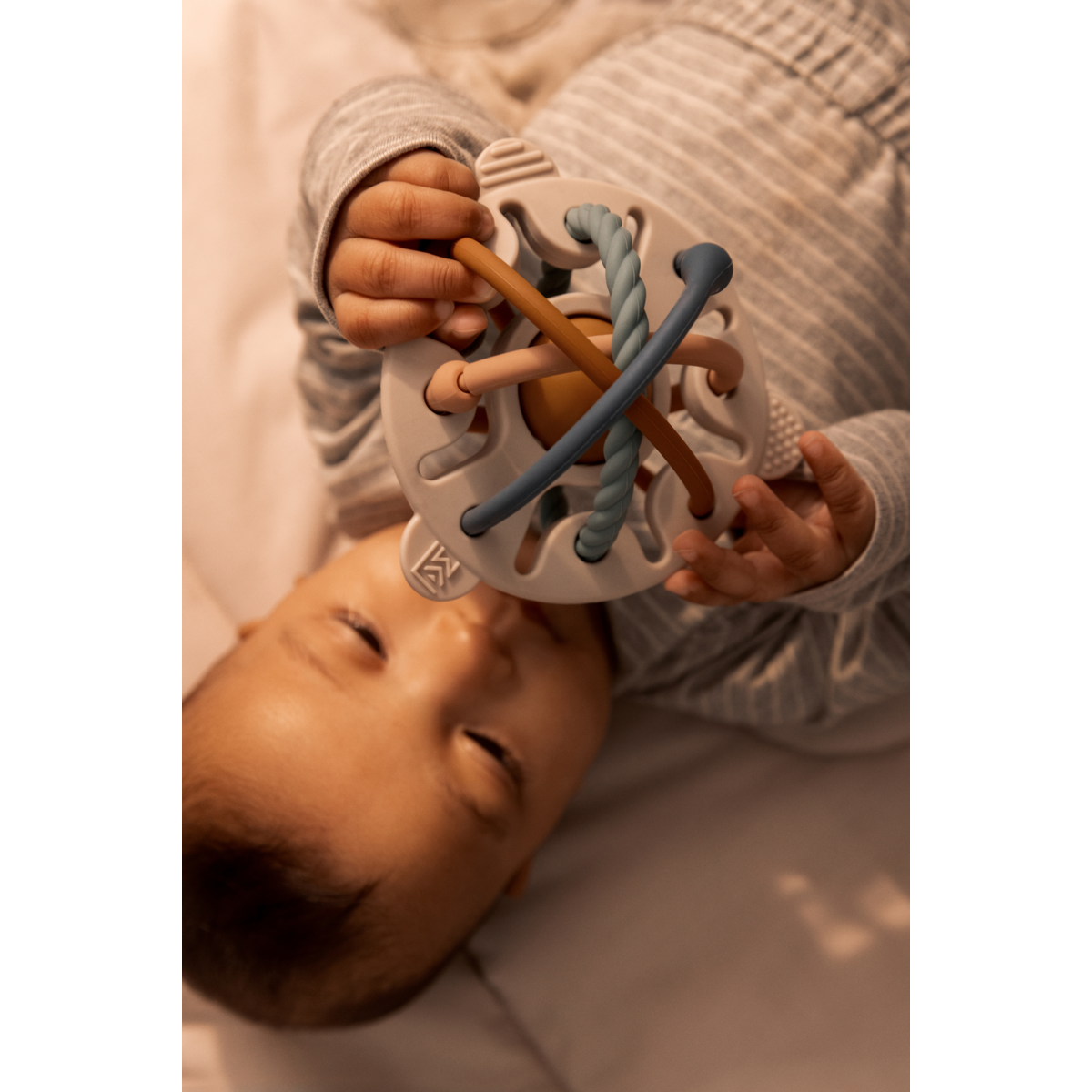 Hakim Silicone Mix Rattle