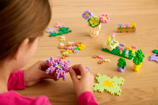 Plus Plus - Learn to Build Flowershop