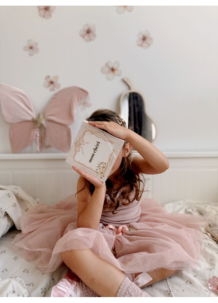 Mon Chérie - My First Make Up
