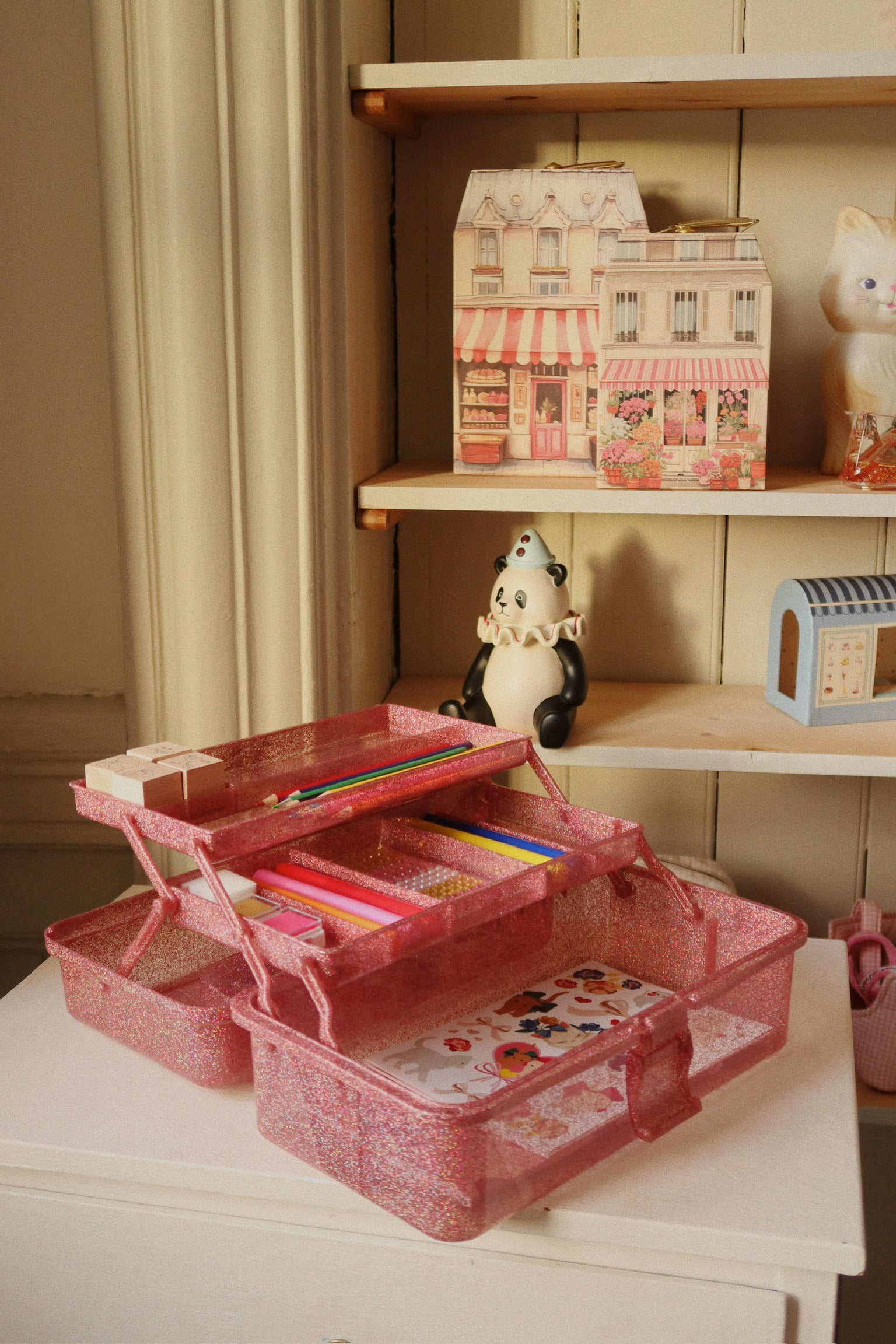 Knutselkist met inhoud