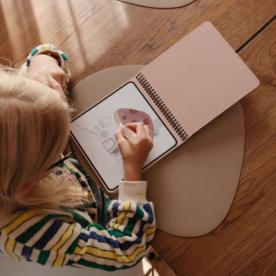 Mushie - Fairies, Kleuren met water